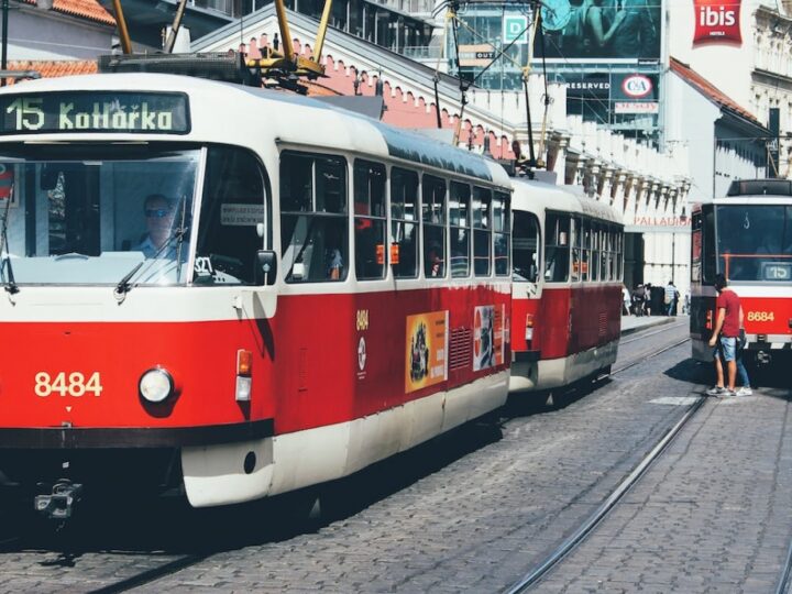 Odnowiona sieć tramwajowa w Dąbrowie Górniczej: komfort i bezpieczeństwo dla mieszkańców