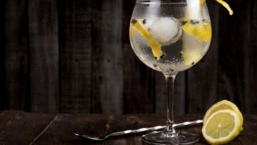 Zdrowie i życie w niebezpieczeństwie: Rzecz o ryzyku spożycia alkoholu nieznanego pochodzenia