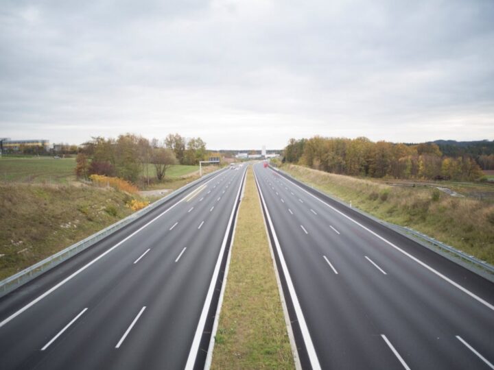 Postęp w realizacji inwestycji drogowej – budowa brakującego odcinka obwodnicy w Dąbrowie Górniczej