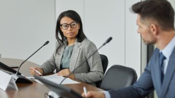 Kolejowy etap budowy drogi łączącej Kolejową z Aleją Zagłębia Dąbrowskiego dobiega końca