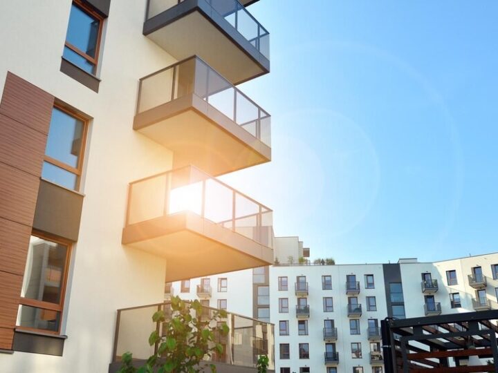 Nieruchomości na sprzedaż w Dąbrowie Górniczej – sprawdź oferty!