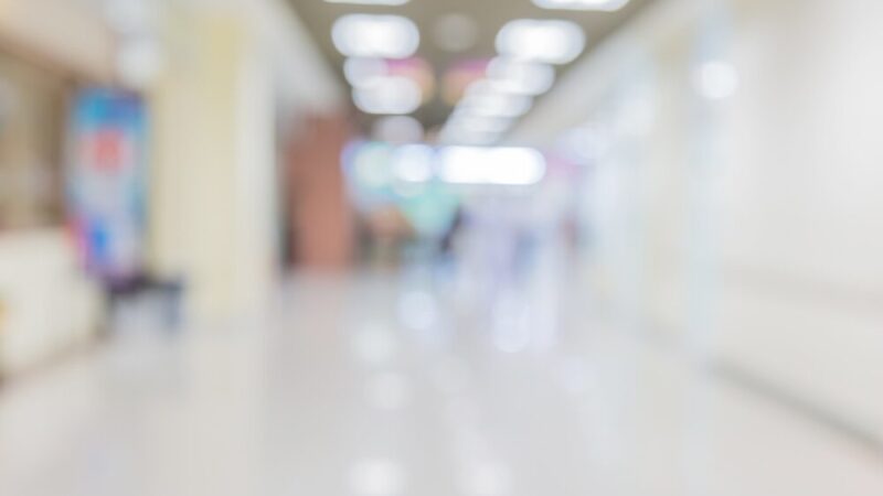 Nowa kampania MSWiA: edukacja rodziców w walce z narkomanią wśród młodzieży