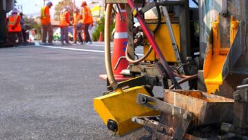 Zamknięcia ulicy Augustynika przed asfaltowaniem – prace rozpoczną się po Świętach