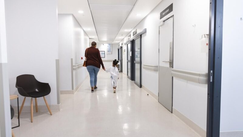 Ochłódź się w Dąbrowie Górniczej! Bezpłatne lekcje pływania już dziś!